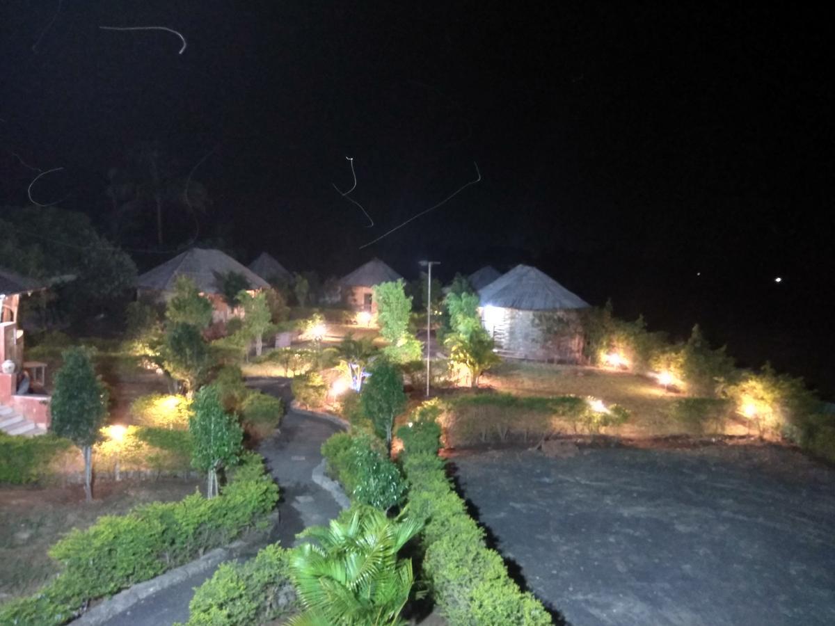 The Hillview Camp Resort 萨三吉尔 外观 照片